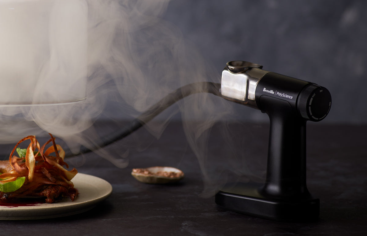 PolyScience The Smoking Gun 燻製器 Amazon.com: PolyScience The Smoking Gun Pro Food Smoker